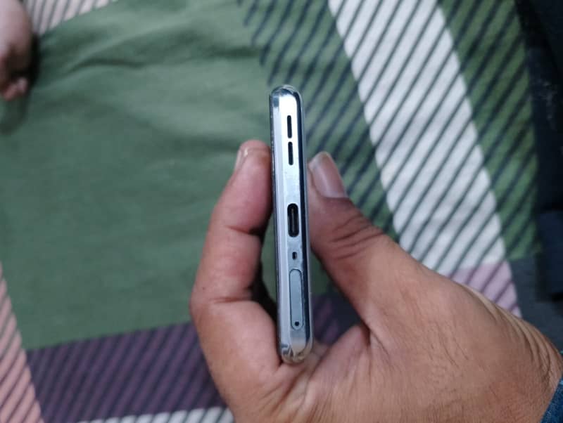 OnePlus 10t 10/10 condition 2