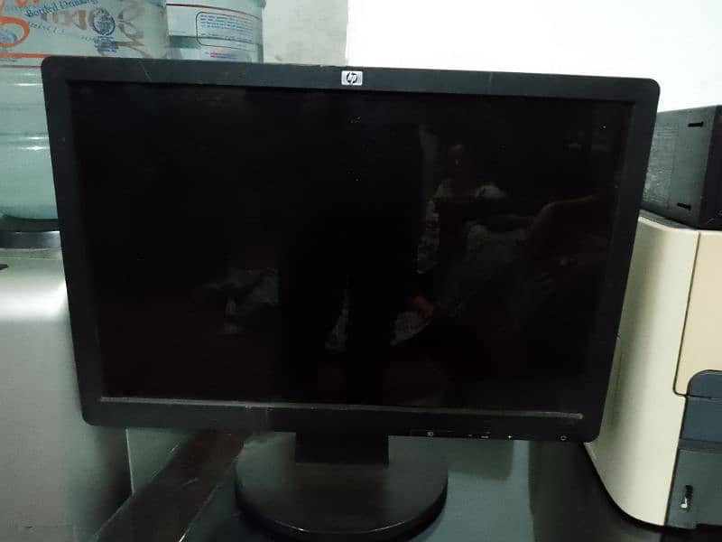 Dell desktop, HP 21 inch LCD, keyboard, Mouse, wifi card 1