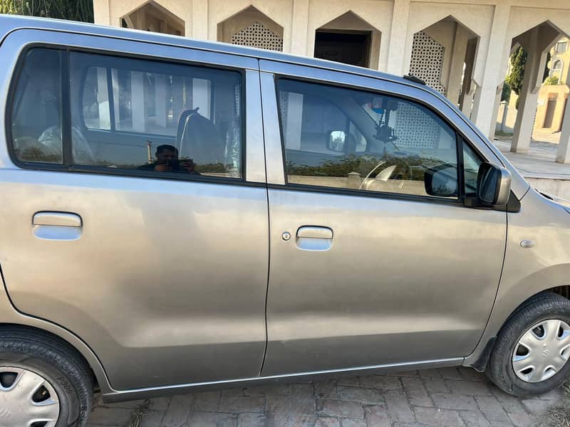 Suzuki Wagon R VXL 2017 3