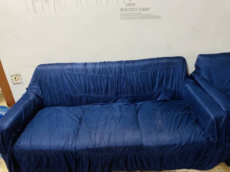 5 seater sofa set with original old wooden frameme 5