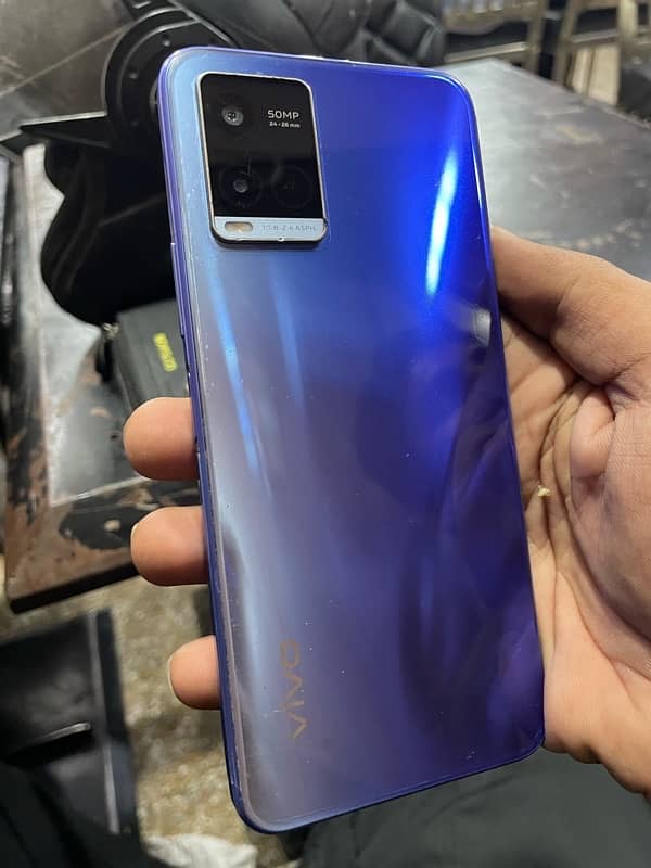 Vivo y 21A 4