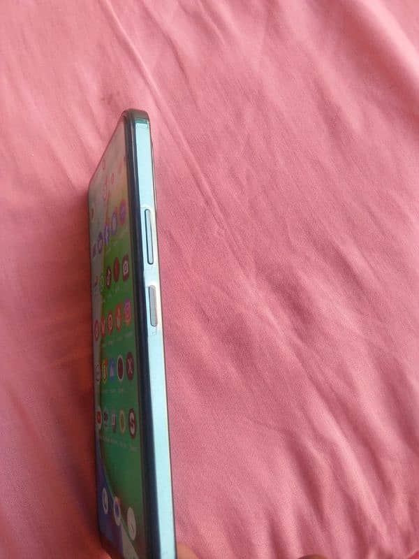 Vivo y28 New mobile one manth used 1