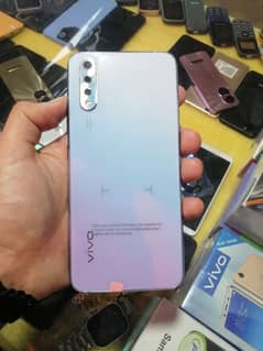 Vivo S1