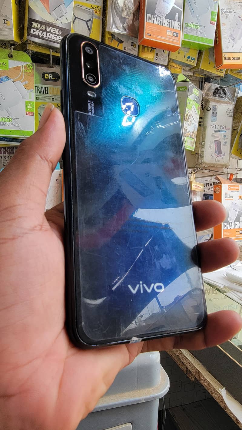 vivo y 17 1