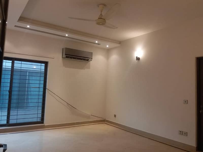 1 Kanal Slightly Used Unique Modern Design House For Sale At Prime Location Near To Park In DHA Phase 4 Lahore 23