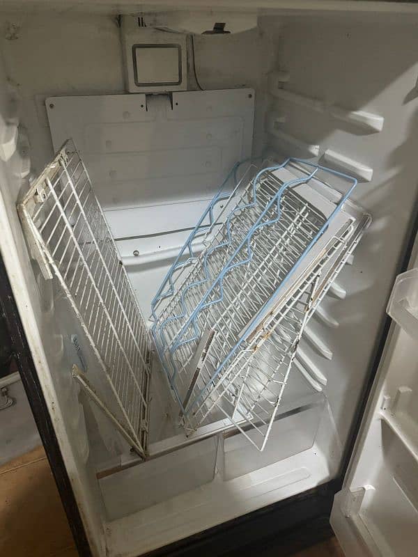 Refrigerator for sale 3