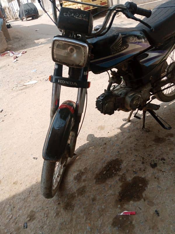 Honda 2008 model ko Kam nah hai first owner hai paper comp hai 9