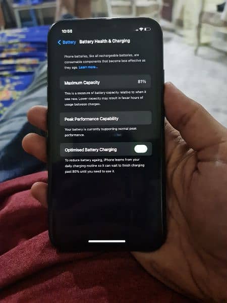 Iphone XR 128gb factory unlocked non PTA 2