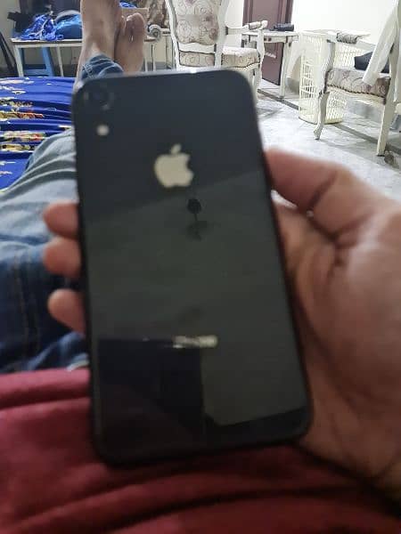 Iphone XR 128gb factory unlocked non PTA 3