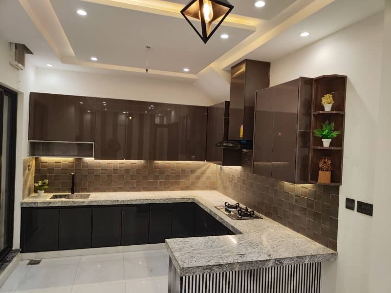 Brand New 1688 Square Feet House Available In Johar Town Phase 2 - Block L For sale 1