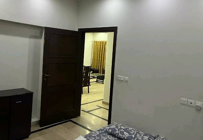 Flat For Sale In Model Town - Block N Extension 1