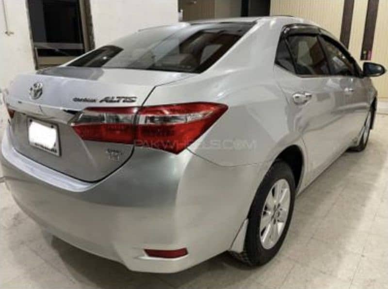 Toyota Altis Grande 2017 4