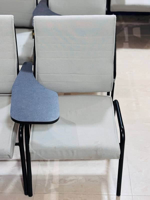 Classroom chairs with foam seat and back 1