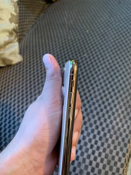 Iphone xs Non PTA 3