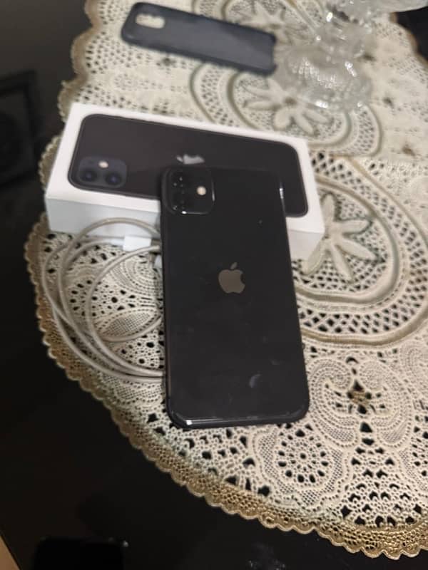 iphone 11   64Gb 6