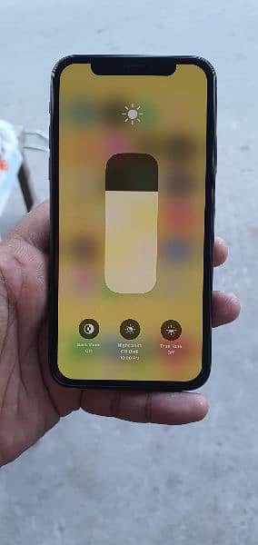 iphone x ( pta offichal aproved) urjnet sell 6