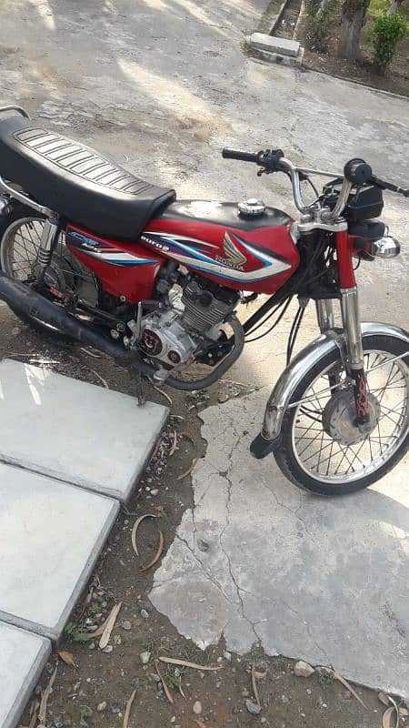 Honda 125 2015 model Gujranwala number 3