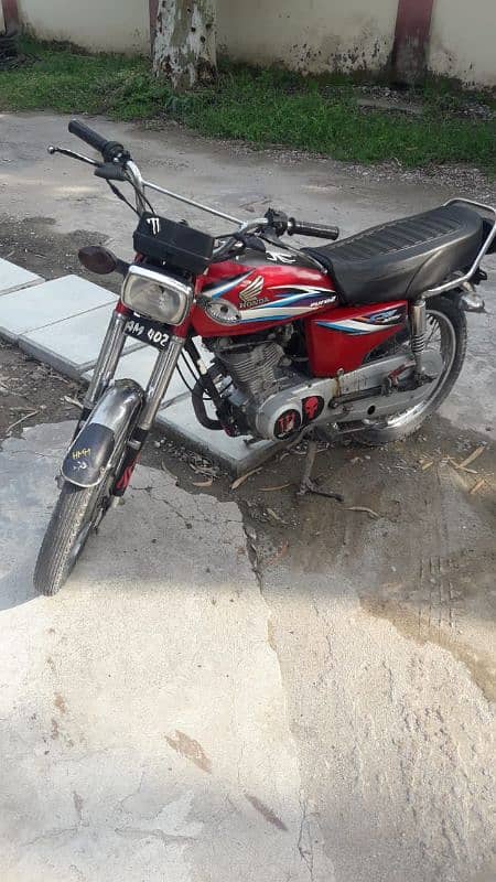 Honda 125 2015 model Gujranwala number 4