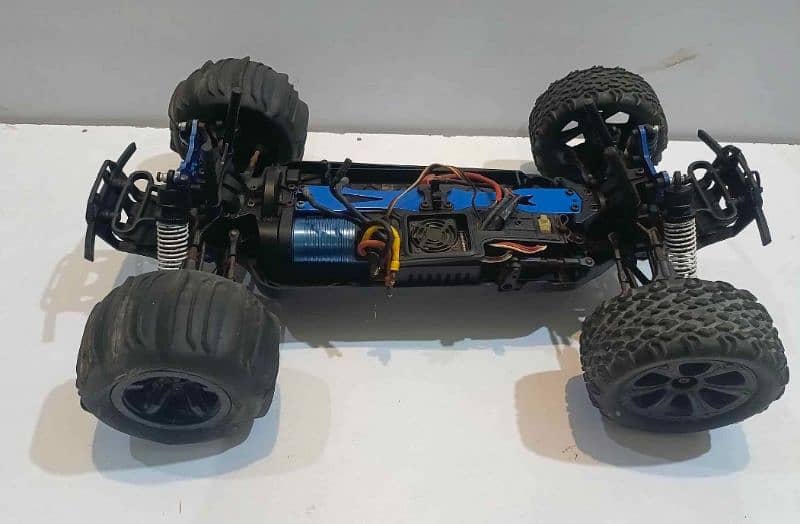 bsd 1/10 brushless 3s car 1