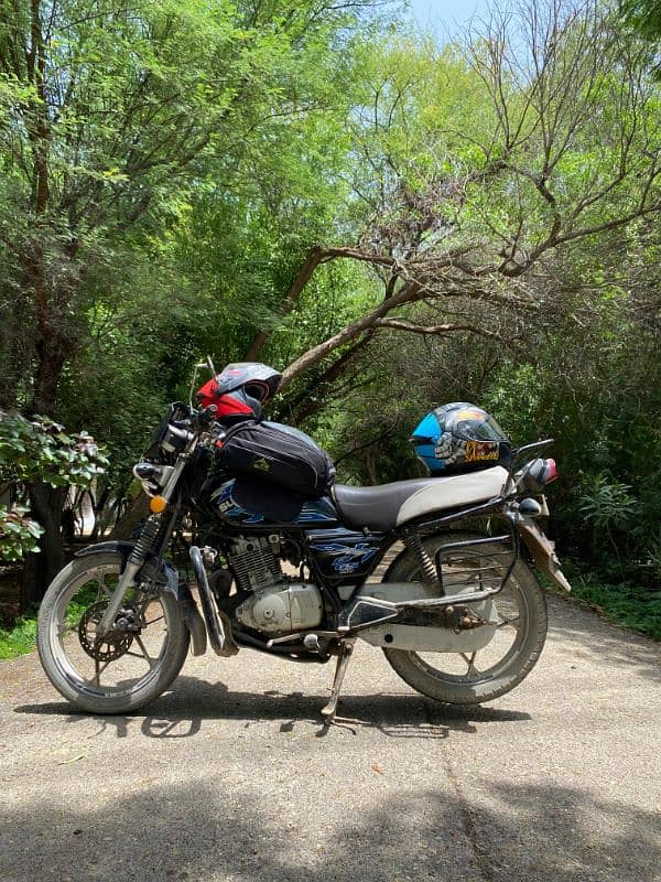 Suzuki GS 150 SE 2017 Model | Good Condition | Touring Bike 0