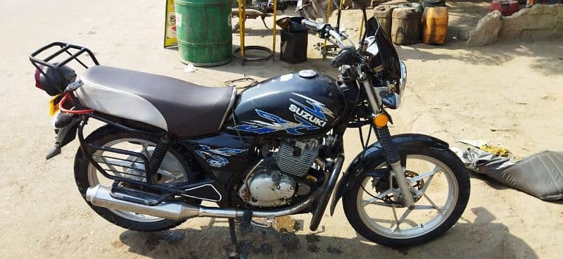 Suzuki GS 150 SE 2017 Model | Good Condition | Touring Bike 3