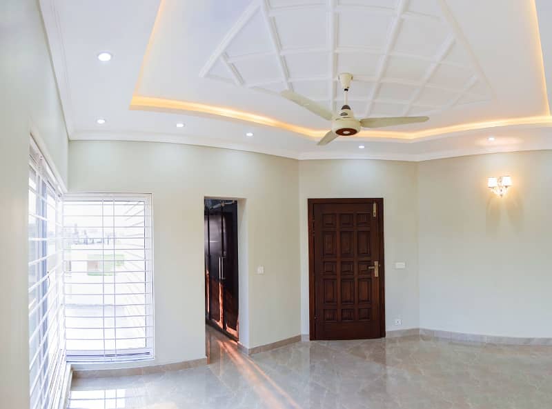 4 Bed House For Sale In Askari 14 11