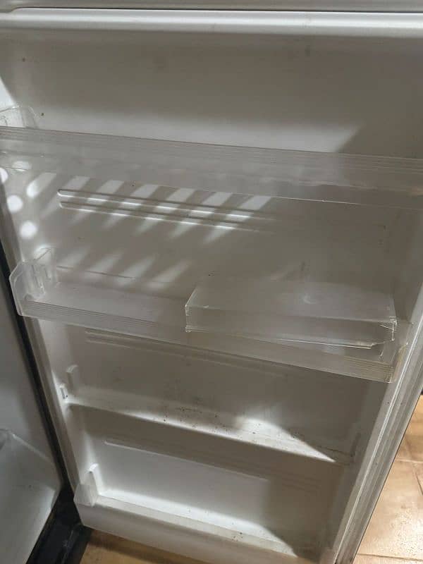 Refrigerator for sale 4