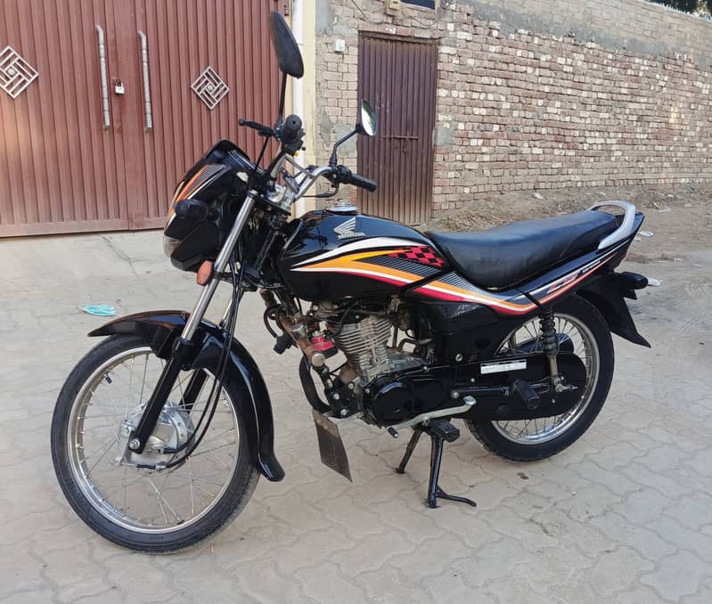 Honda CG 125 Dream 2015 2