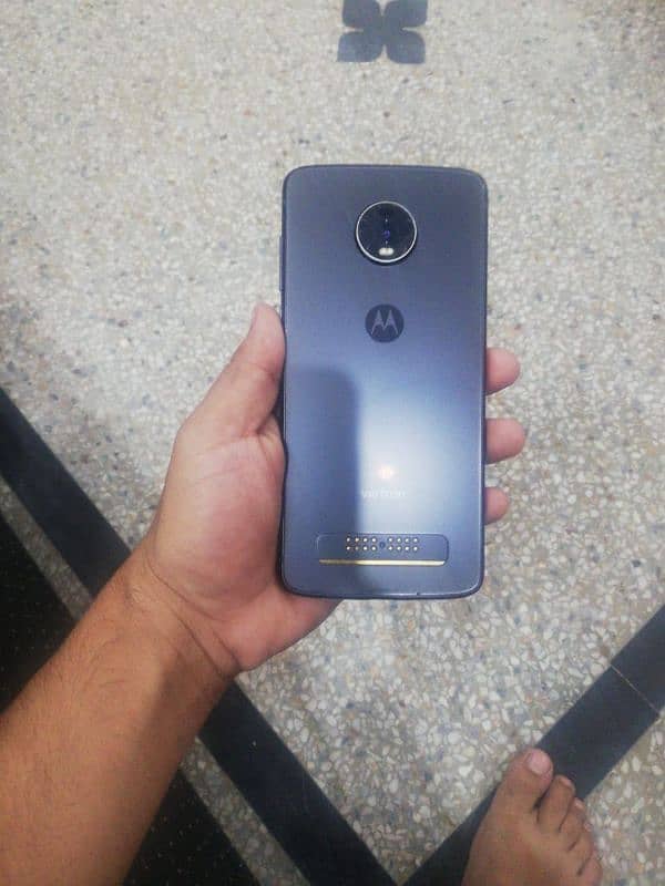 Moto z4 (Exchange possible) 2