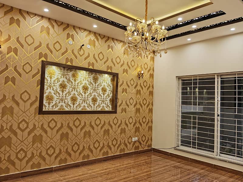 10 Marla Like Brand New Luxury House For Rent In Bahria Town Lahore. 7