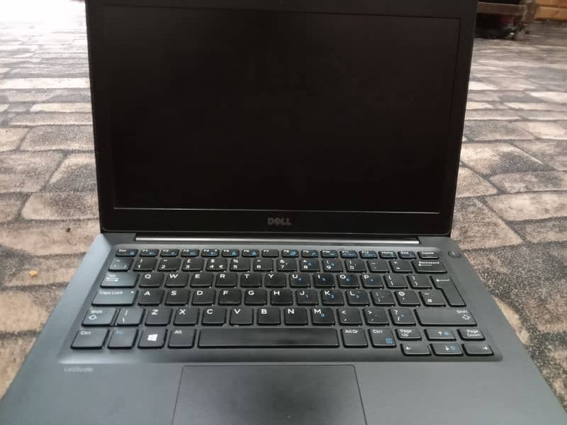 dell laptop ' core i7 7th generation 16 GB ram 1