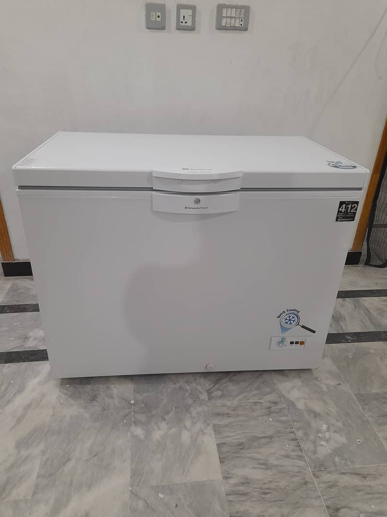 Dawlance Deepfreezer for sale 5