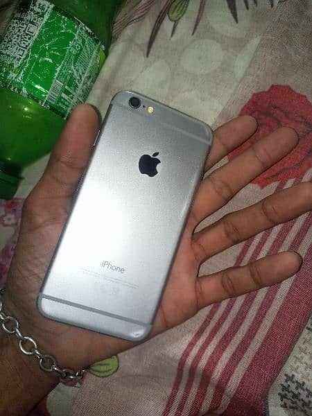 iPhone 6 64 good condition better health 100 non pta 3