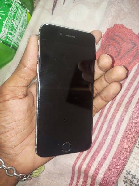 iPhone 6 64 good condition better health 100 non pta 7