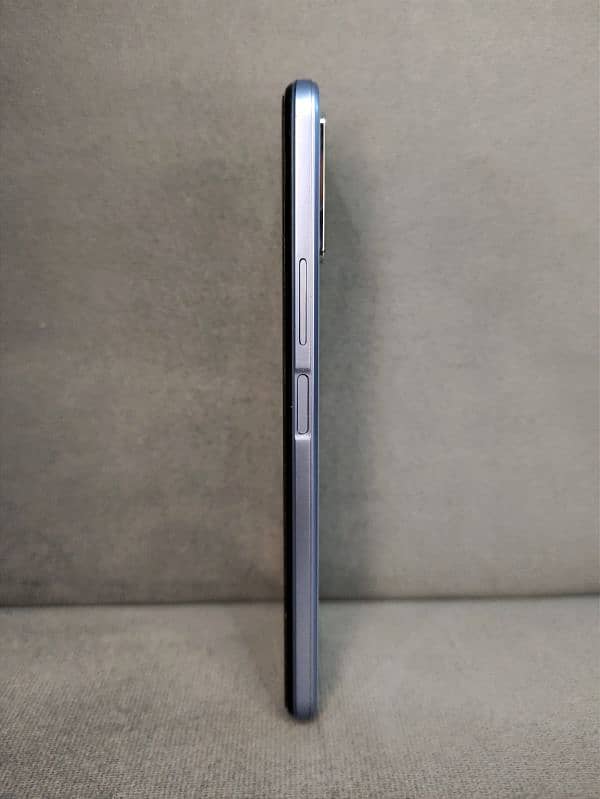 Vivo Y33s - 8/128 - condition 10/10 - Like a New Phone 9