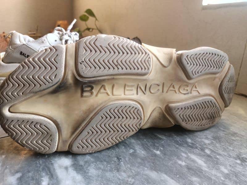 Balenciaga Triple Cloud 1