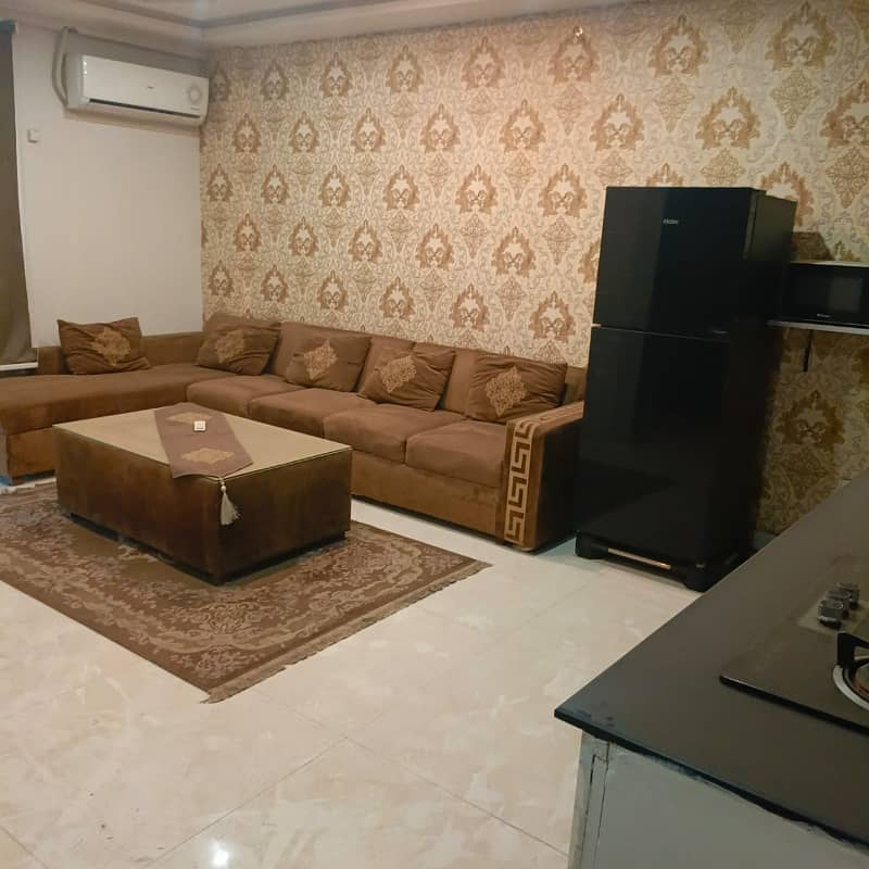 1 Bed Fully Furnished Flat is Available For Rent In DD Block Bahria Town Lahore 0