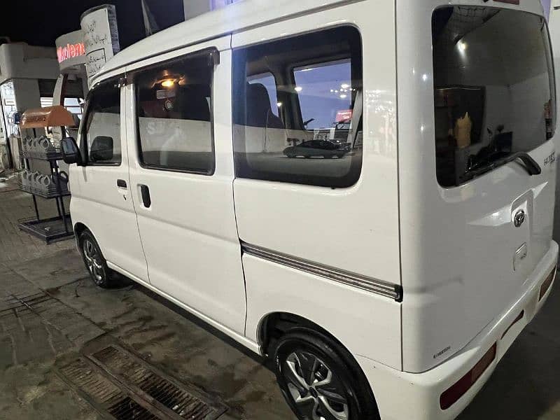 Daihatsu Hijet 2017 2