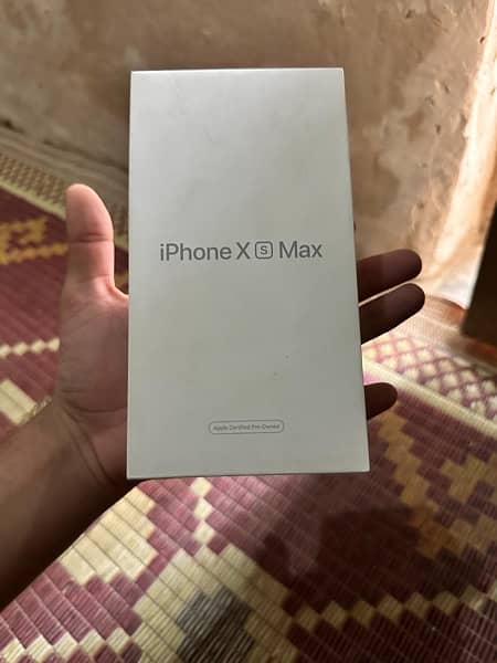 iPhone XS Max PTA approved 256 GB physical +E sim water proof 97health 6