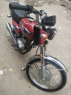 Honda 125 okay condition no repair no open seld bike hy