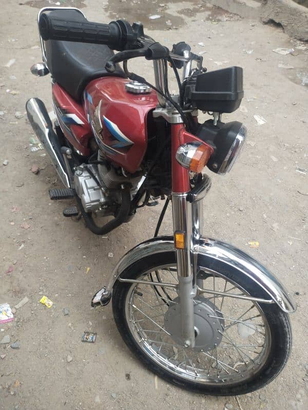 Honda 125 okay condition no repair no open seld bike hy 0