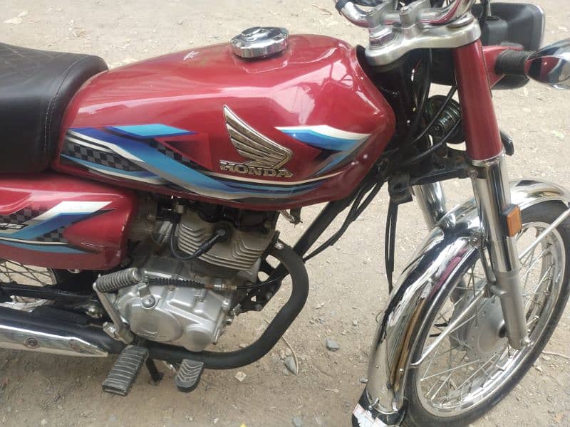 Honda 125 okay condition no repair no open seld bike hy 1