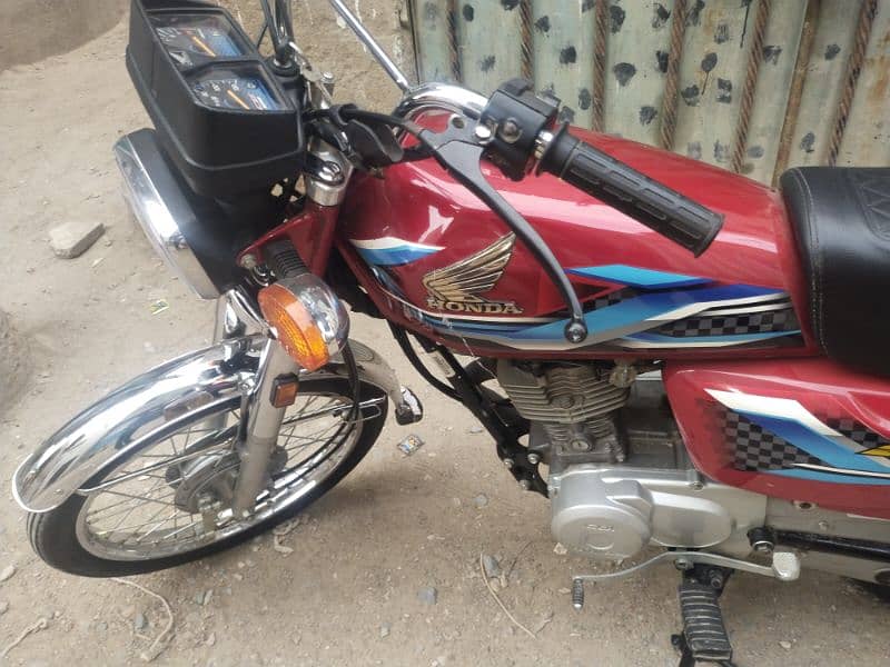 Honda 125 okay condition no repair no open seld bike hy 4