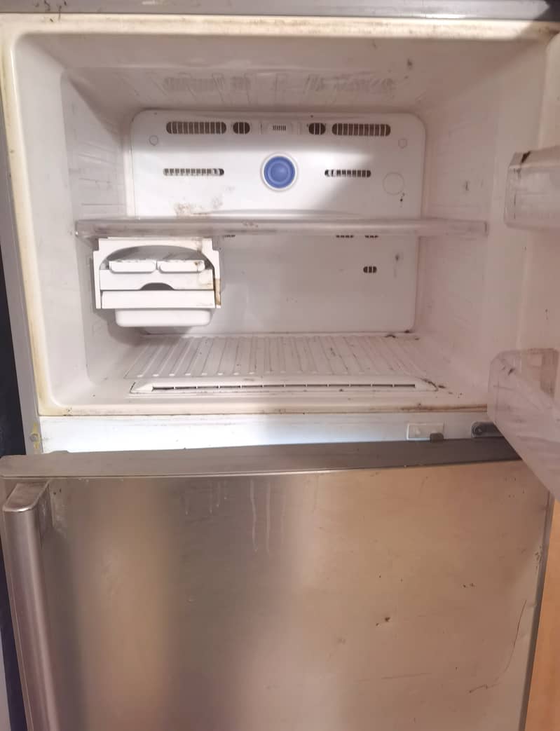 Samsung Auto defrost fridge 1