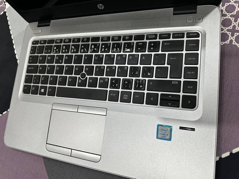 HP elitebook G3, 840, Gen 6 core i5 2