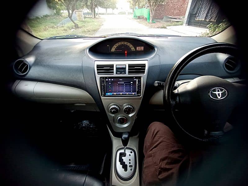 Toyota Belta 2013 10