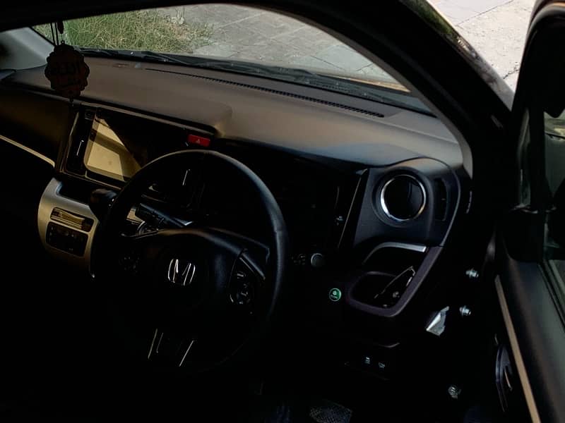 Honda N Wgn 2014 turbo with paddle shifters 6