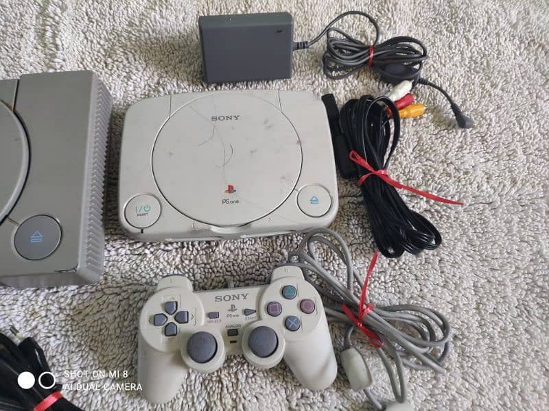 play station 1 Fat and slim 2