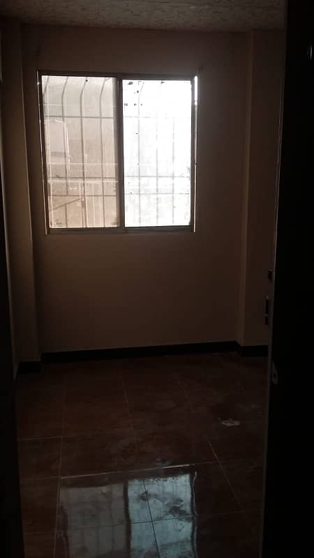 1 ROOM OFFICE FOR RENT IN BLOCK 13-A, GULSHAN 7