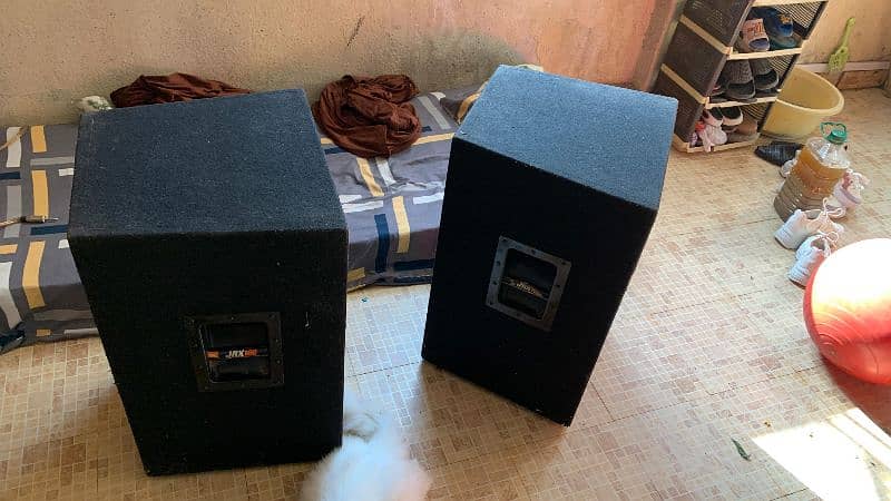 DJ Professional Speakers (JBL) 0